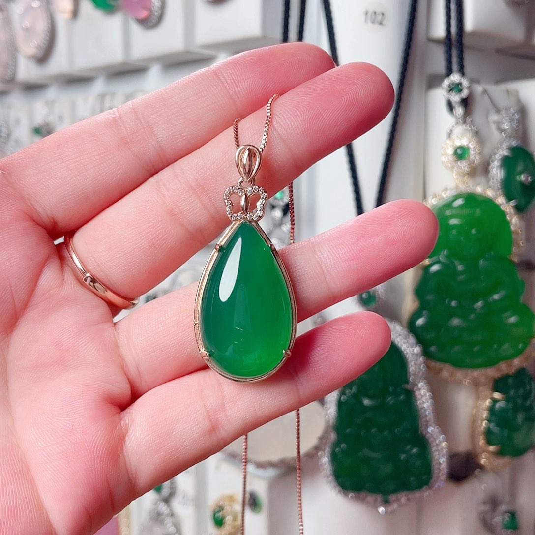 未镶嵌颈饰玛瑙/玉髓