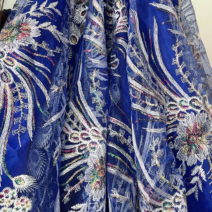 交谊舞厅和音乐会中心