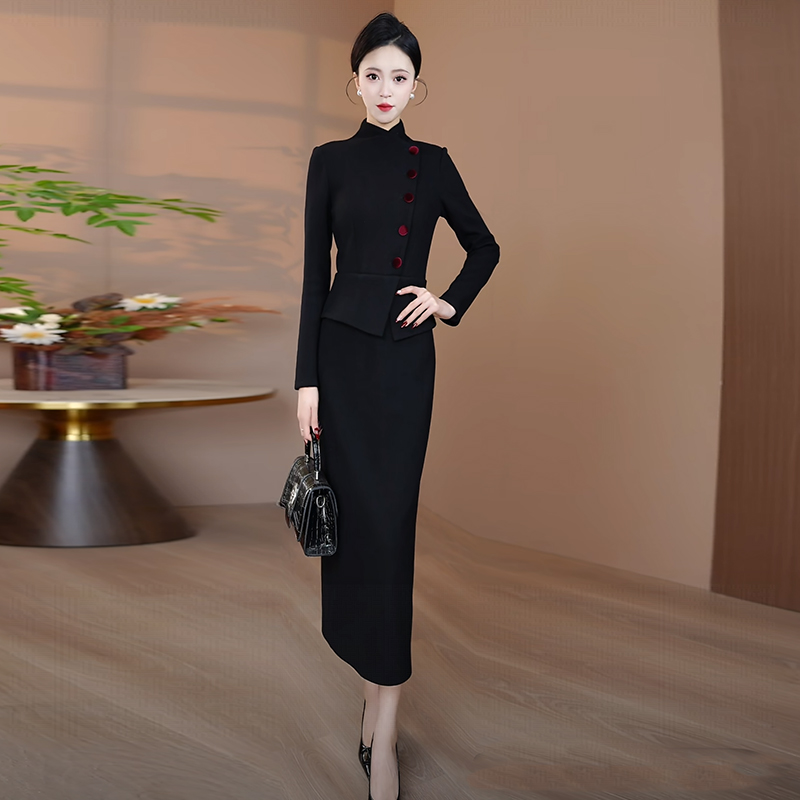 黑色秋冬加厚毛呢连衣裙女2025新款显瘦气质时尚裙子修身优雅长裙