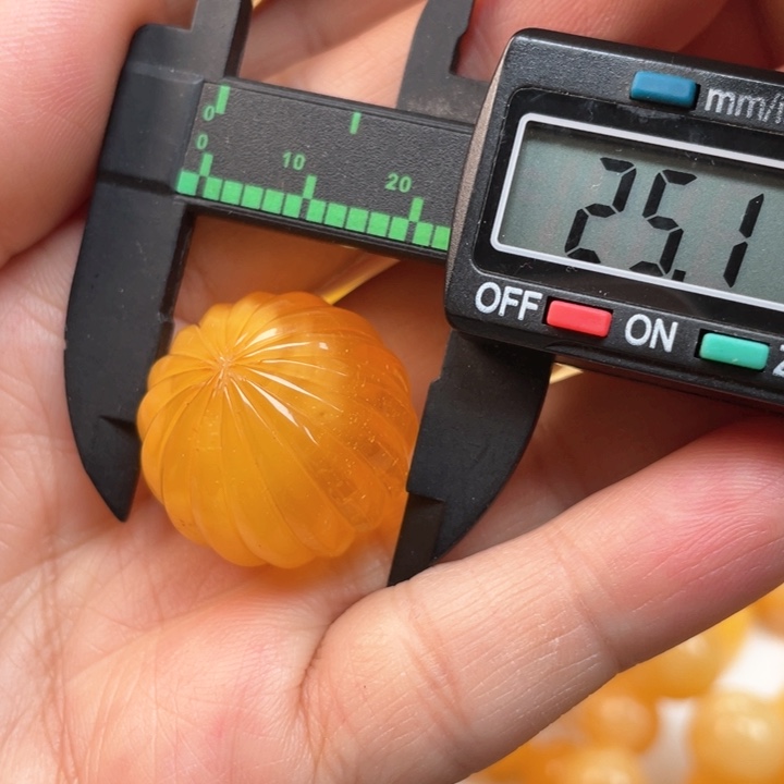 蜜蜡裸石未镶嵌蜜蜡珠子