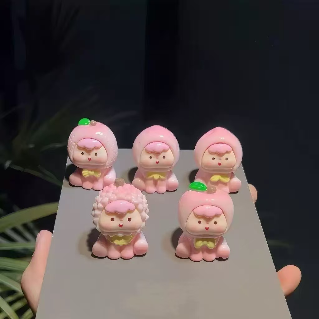 可爱粉色水果崽崽