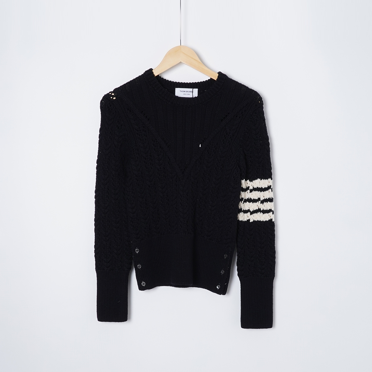 99新 THOMBROWNE 绵羊毛/TH1886/上衣时尚黑色打底衫女装/42码