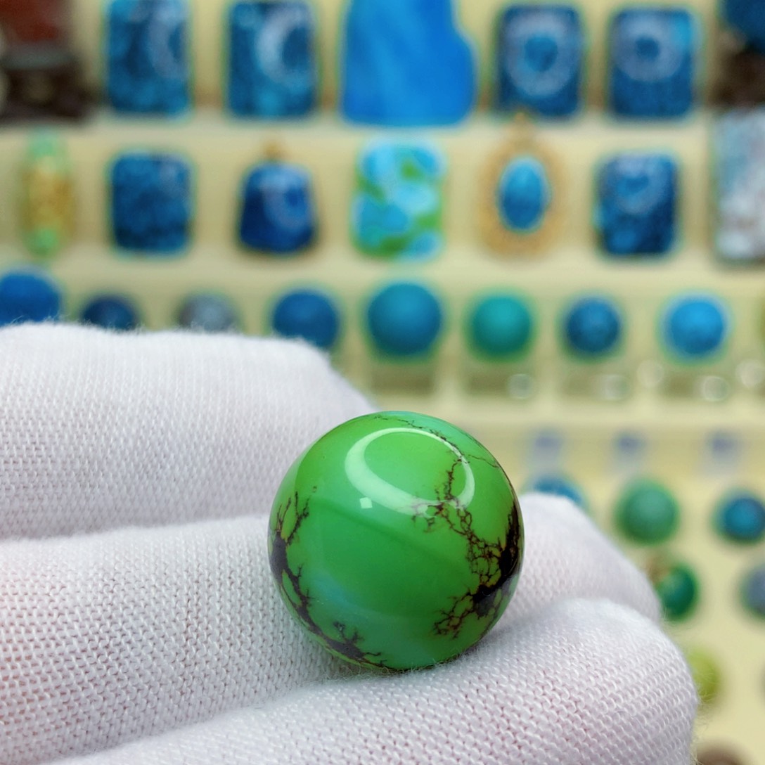 绿松石绿松石未镶嵌