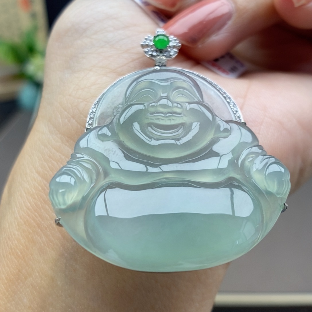 翡翠18K金镶嵌颈饰吊坠48