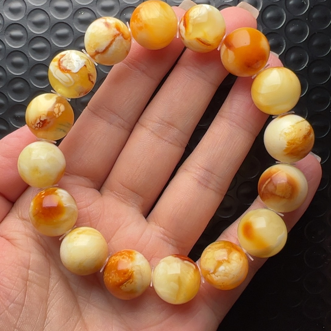 琥珀裸石未镶嵌琥珀裸石未镶嵌13