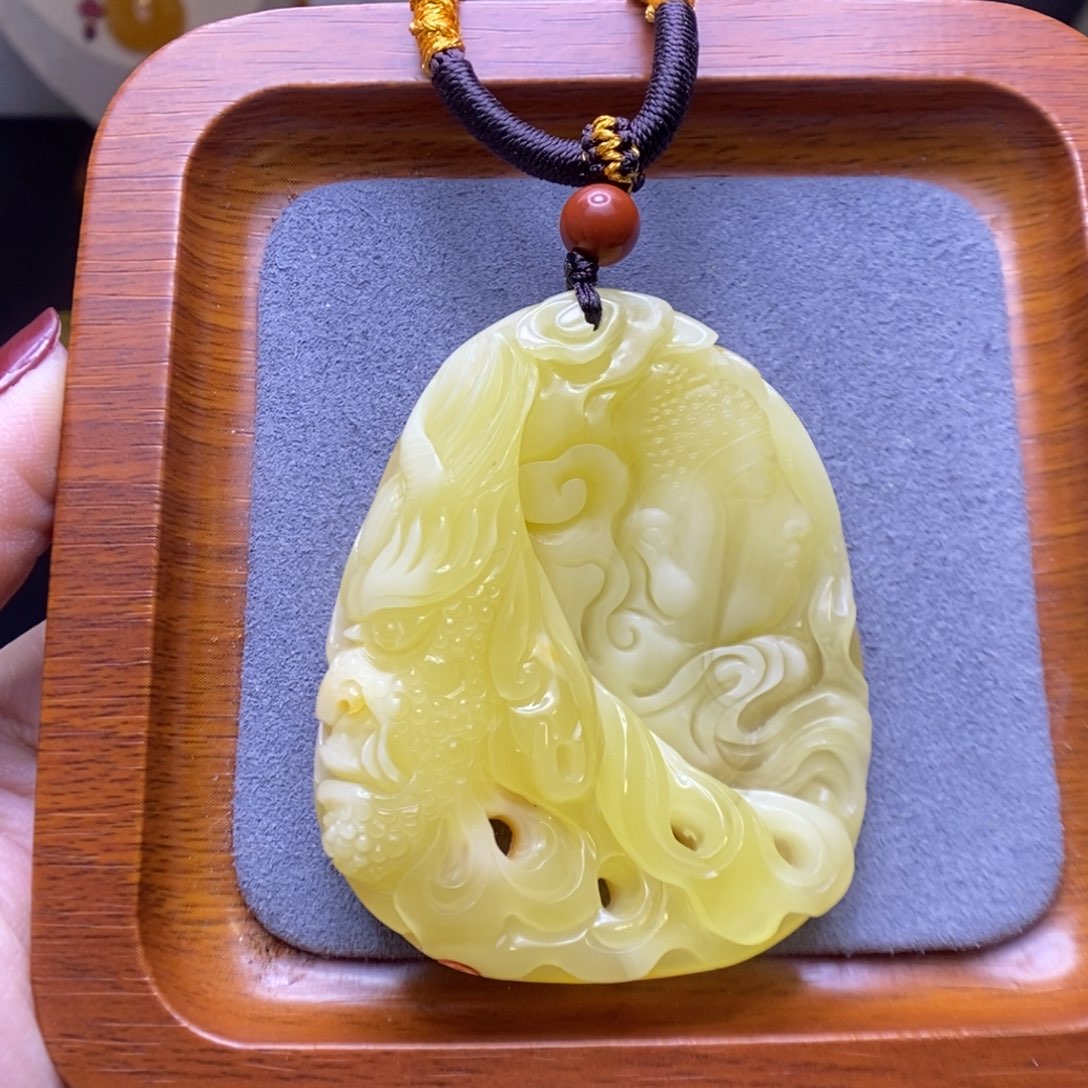 蜜蜡颈饰未镶嵌酒*郎