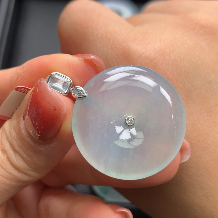 翡翠颈饰18K金镶嵌翡翠翡翠吊坠29.5-6.1