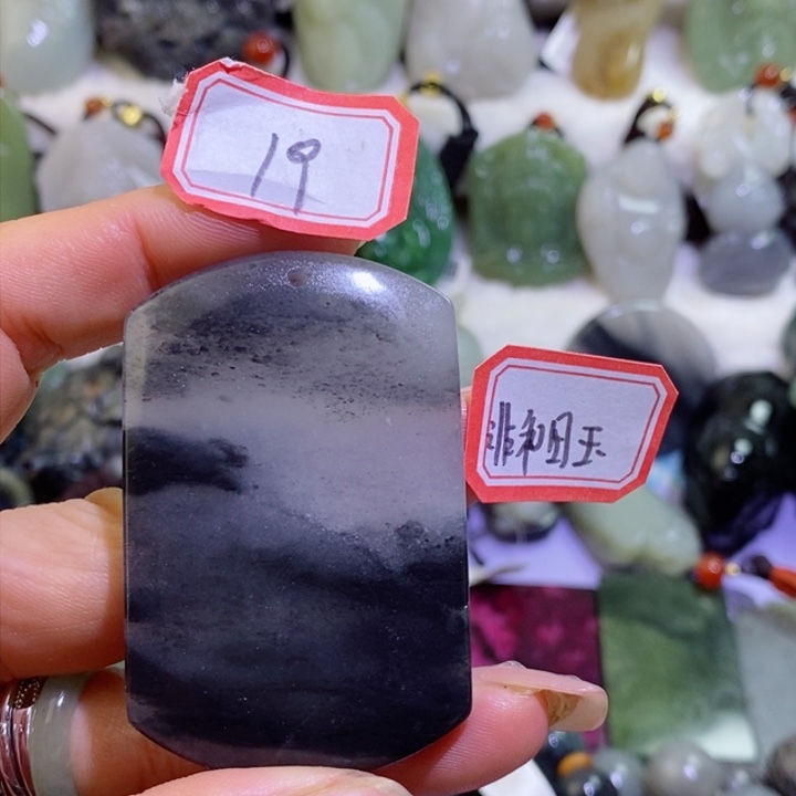 和田玉边角料未镶嵌