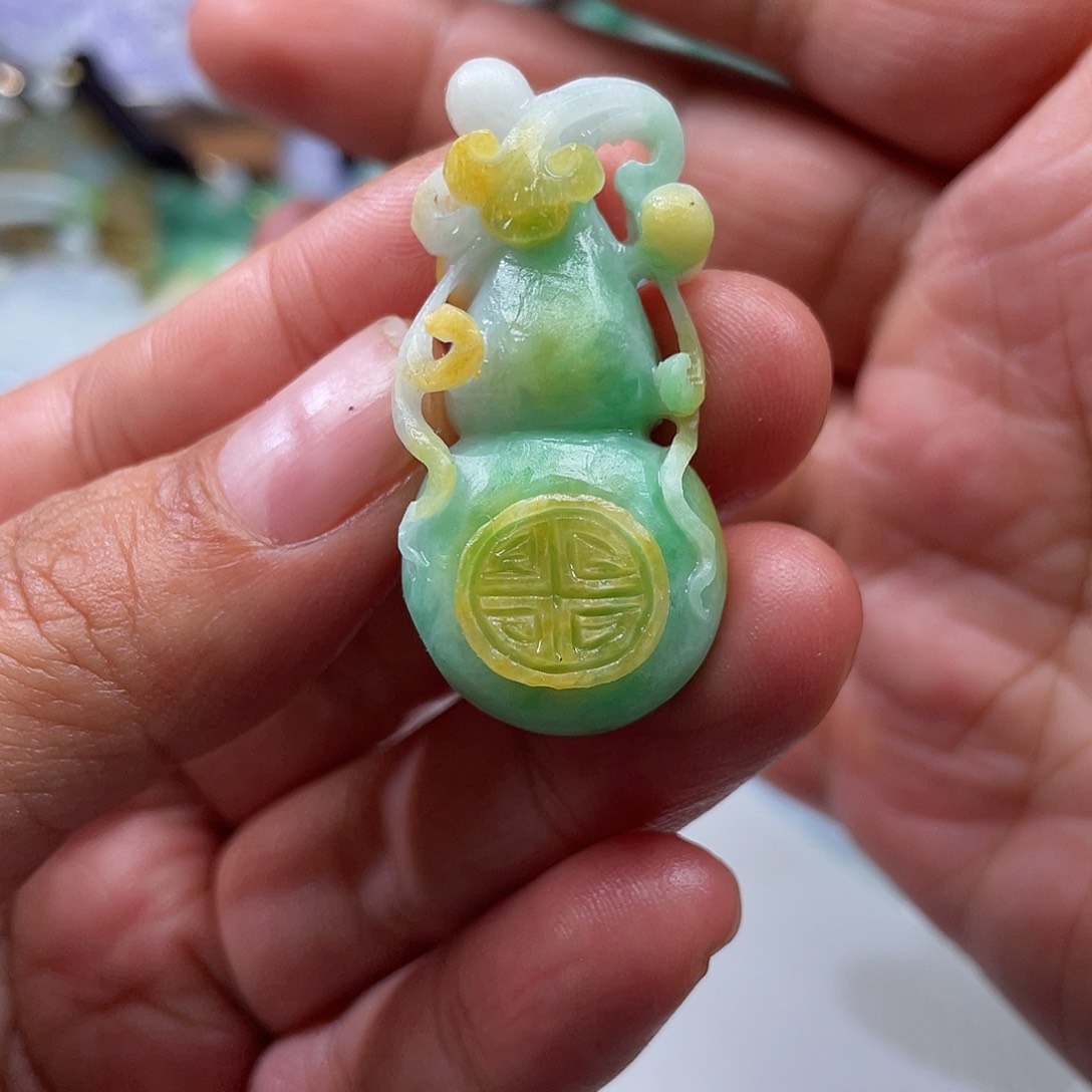 未镶嵌定制翡翠翡玉缘翡翠