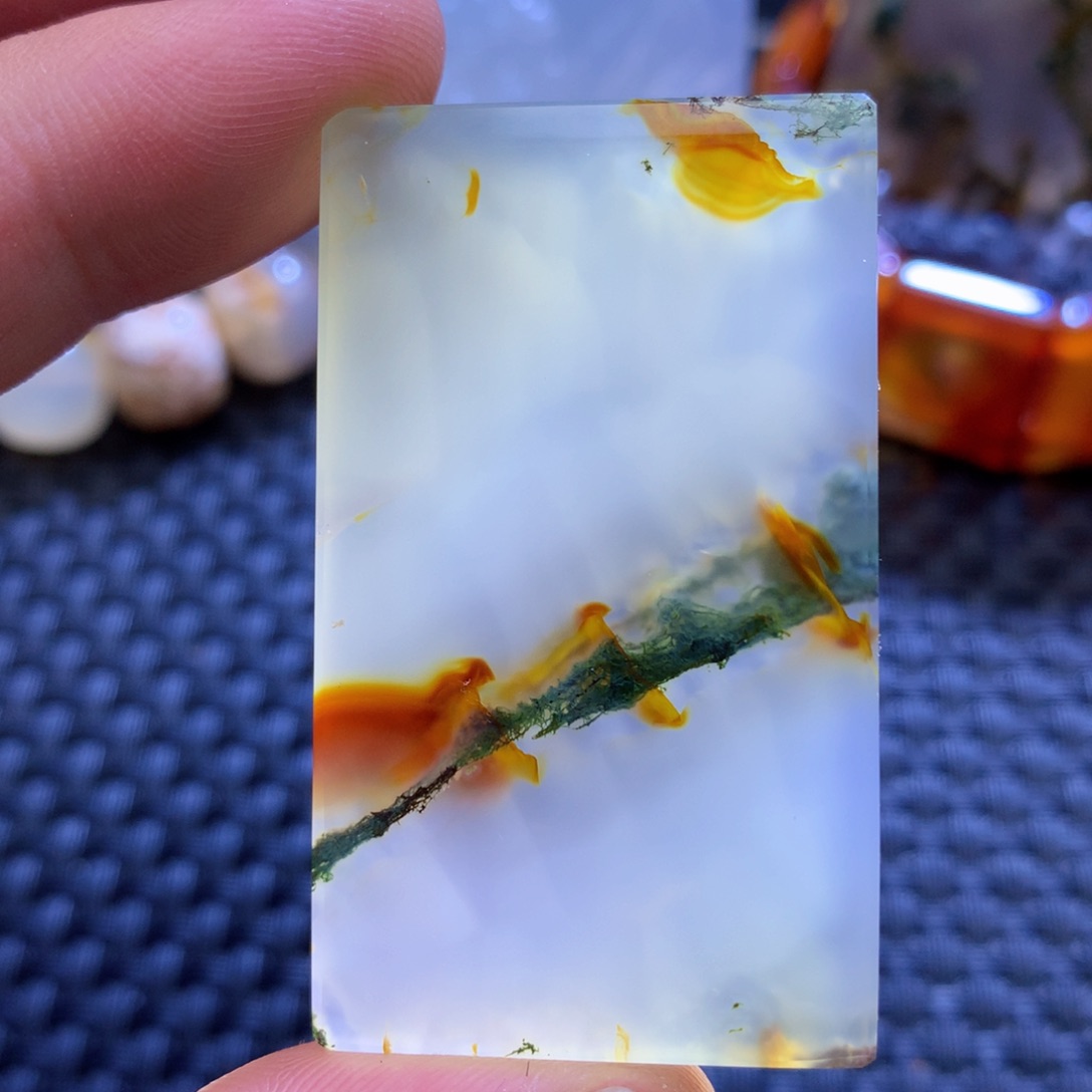 未镶嵌颈饰玛瑙/玉髓薄****）