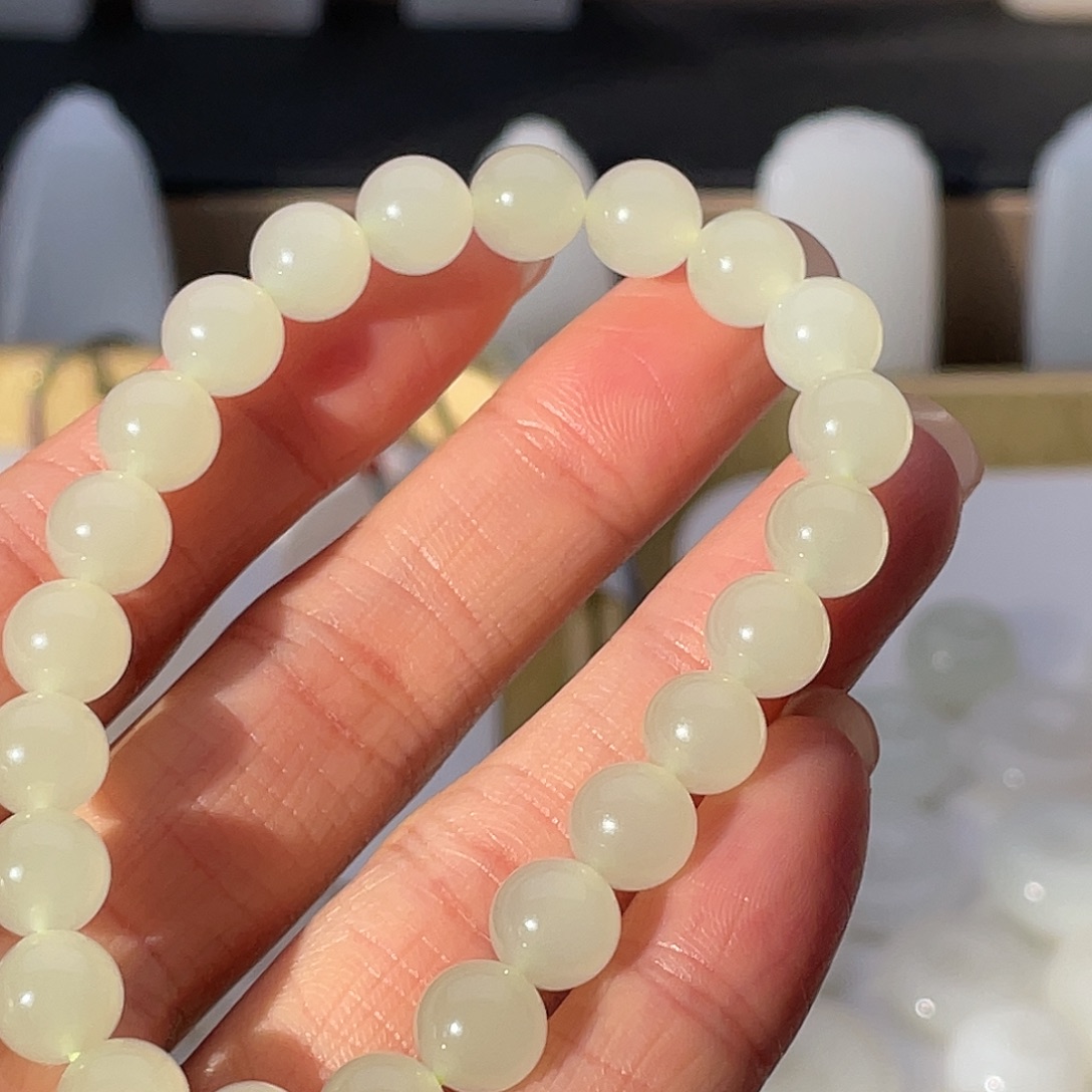 和田玉（糖玉）未镶嵌手链