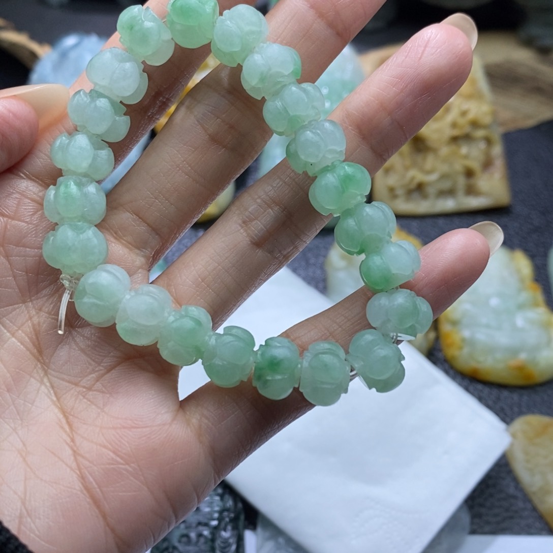 定制翡翠未镶嵌S**n莲花珠