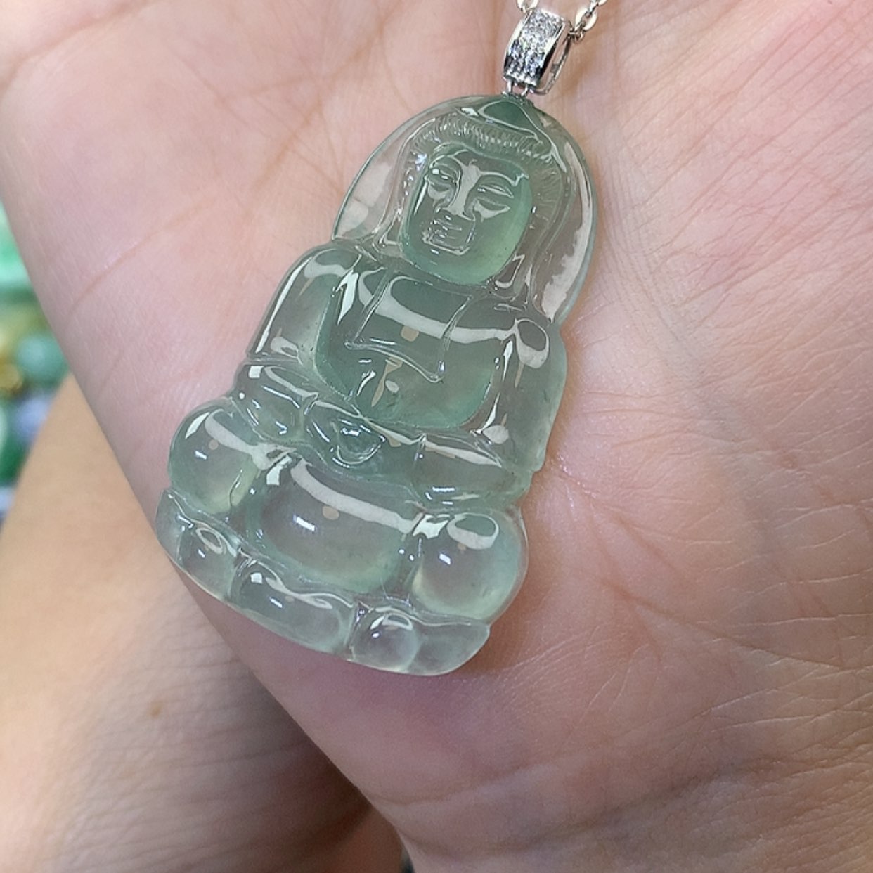 【闪购商品】翡翠吊坠(赠链)18K金镶嵌