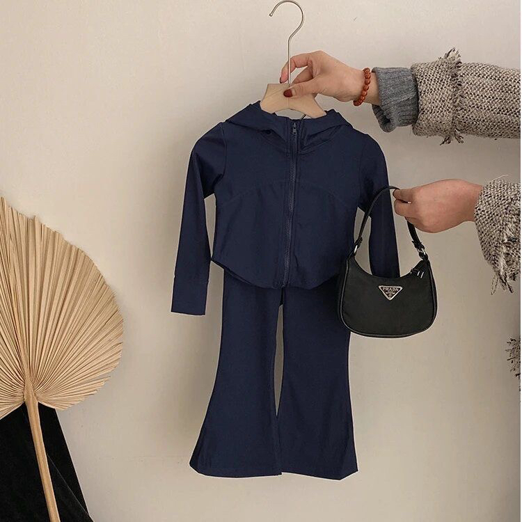 春秋季新款韩版女童时尚百搭连帽外套洋气春秋喇叭裤运动潮流套装