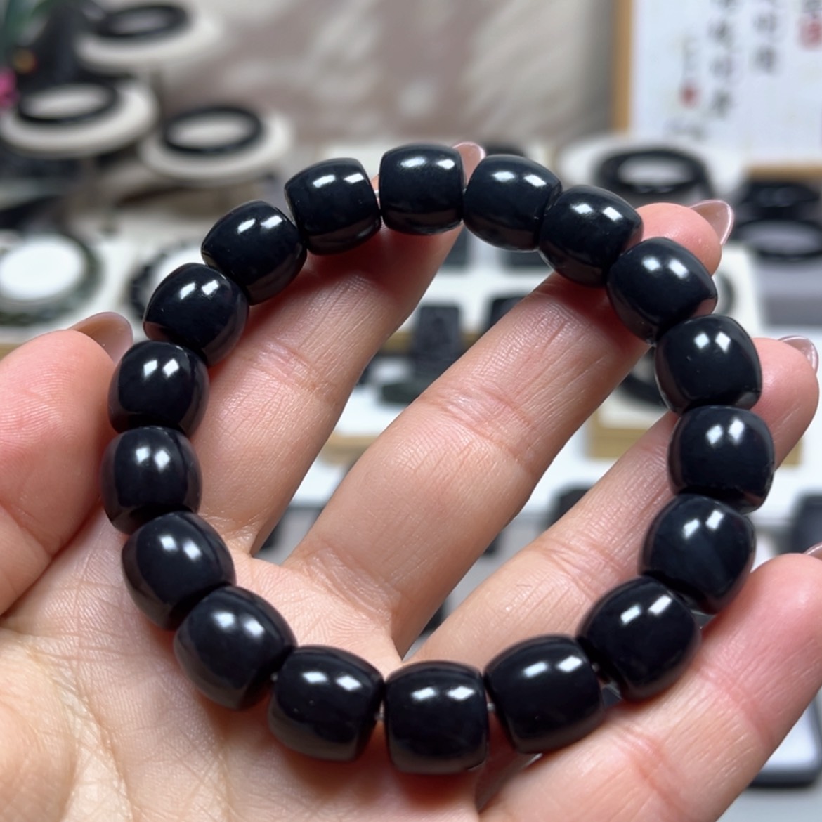 【闪购商品】和田玉（墨玉）卡12直切福利未镶嵌边***）