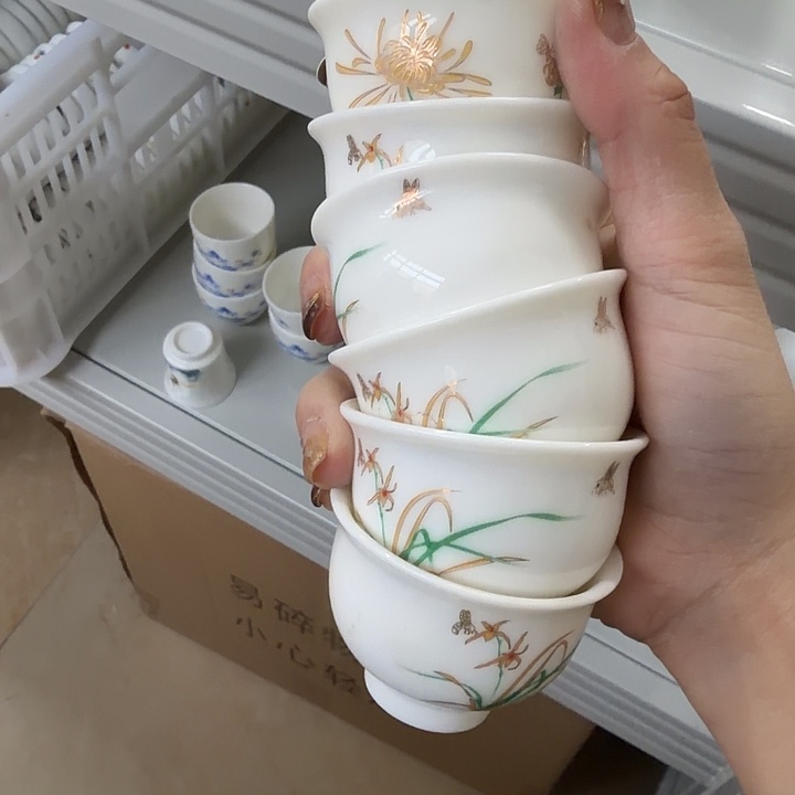 ****兒孤品高端羊脂玉茶杯六个一组反口杯45cc