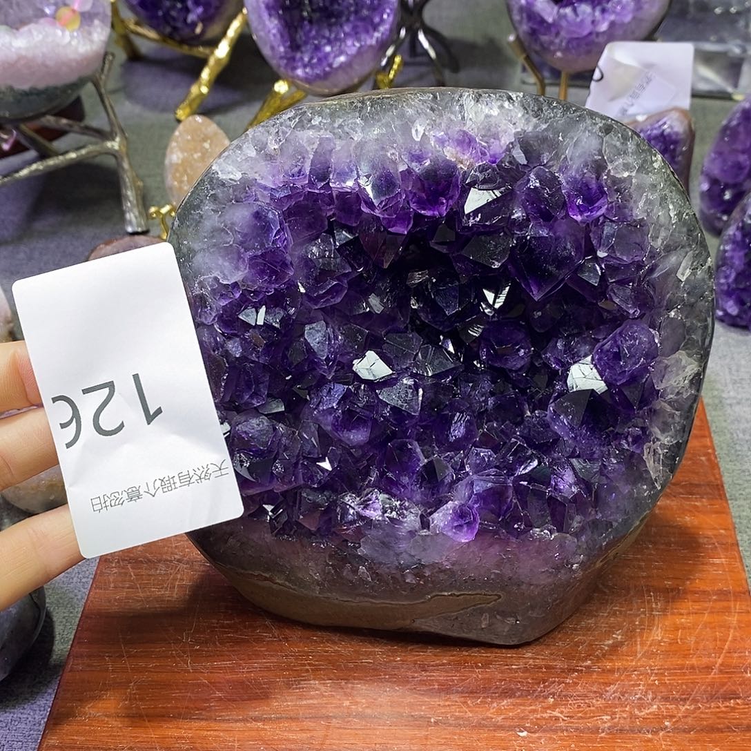 珠宝半成品未镶嵌紫晶