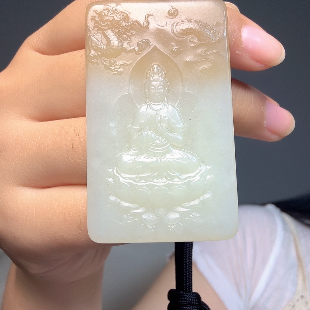 ৡ***雨和田玉（糖玉）未镶嵌颈饰