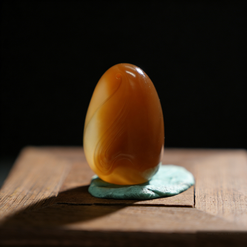 lot61 和田玉风生水起牌/QG51219-183670 保利山东