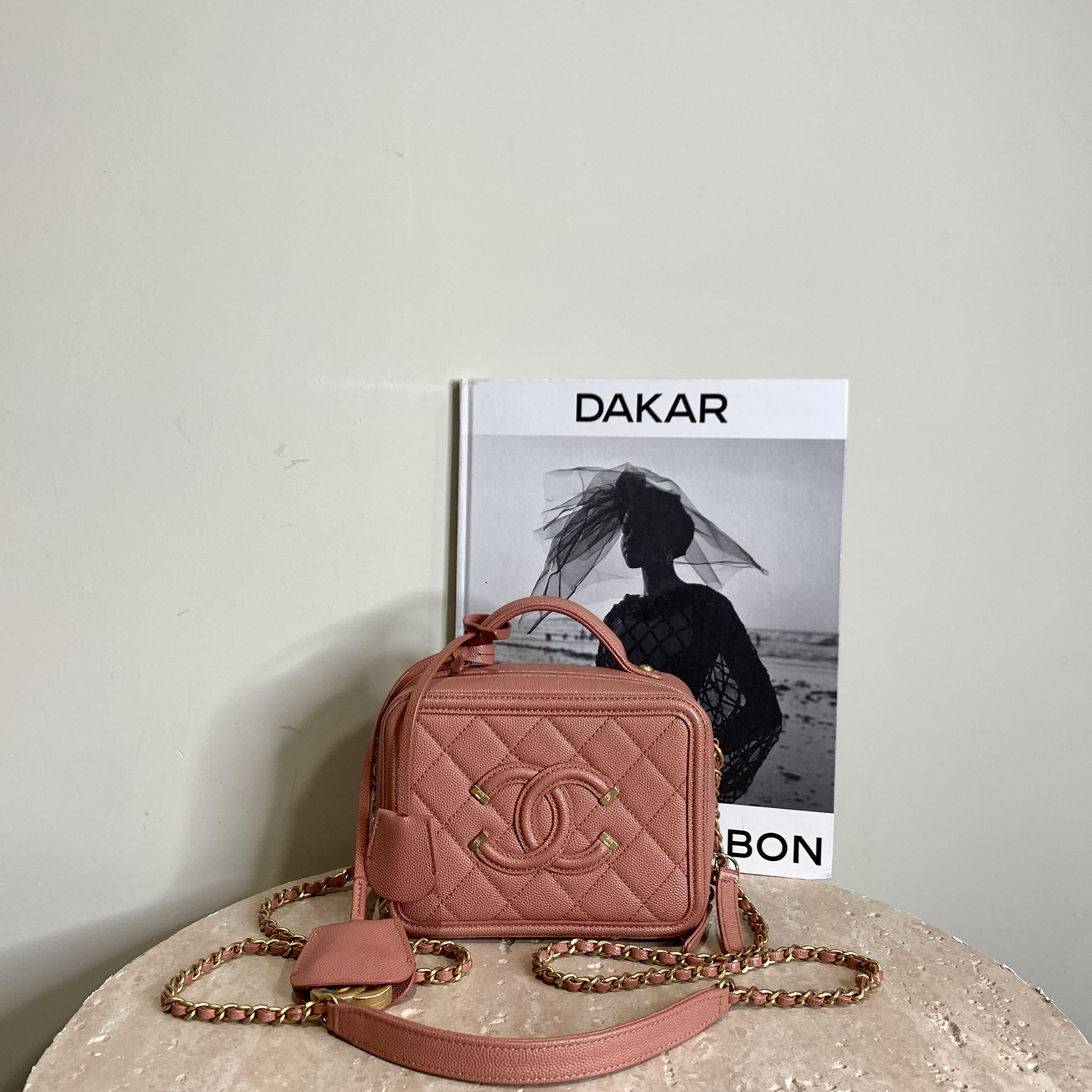 95新 Chanel/香奈儿 壹臻/28开 豆沙粉相机包/67438503 