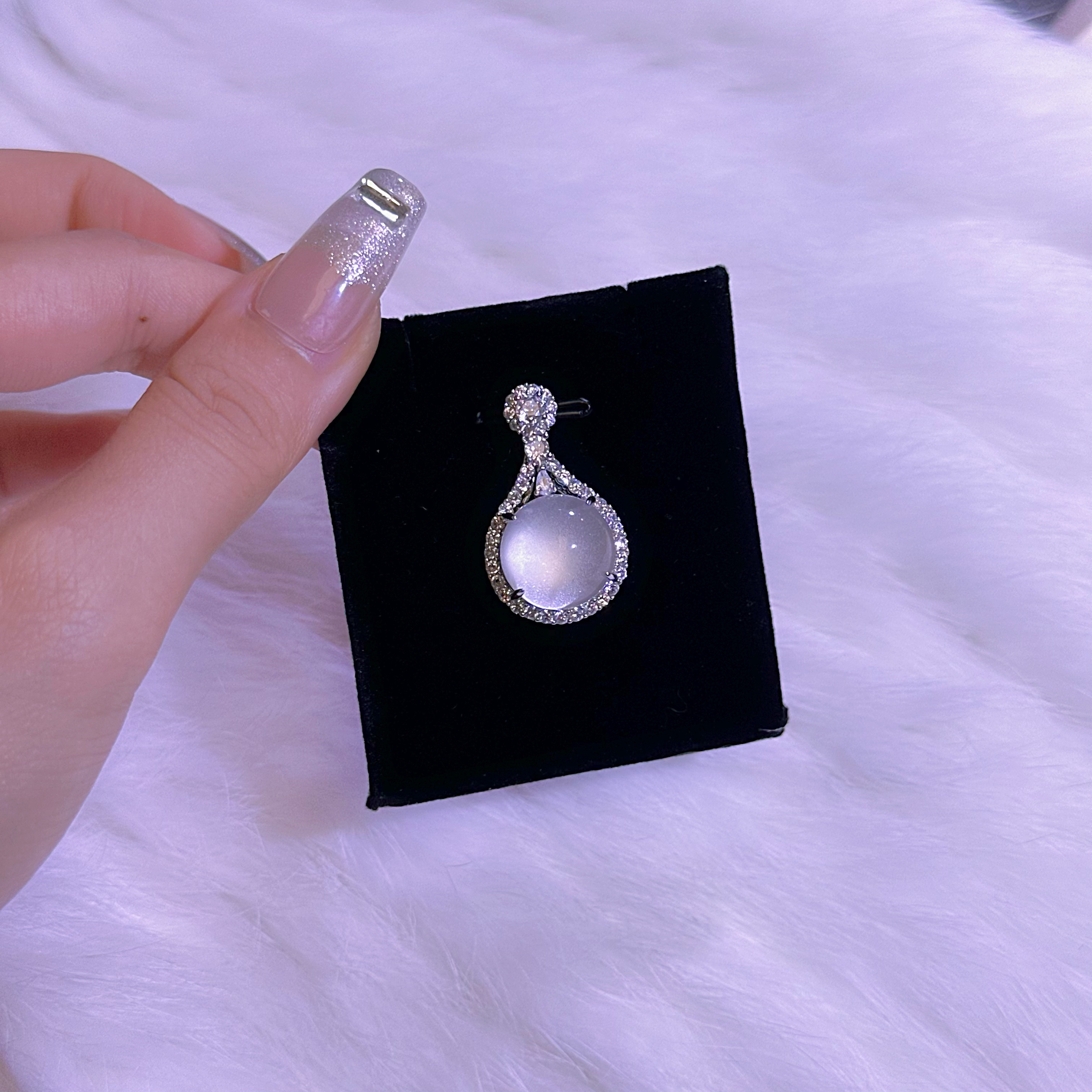 铜合金锆石吊坠 时尚气质小鸽子蛋项链