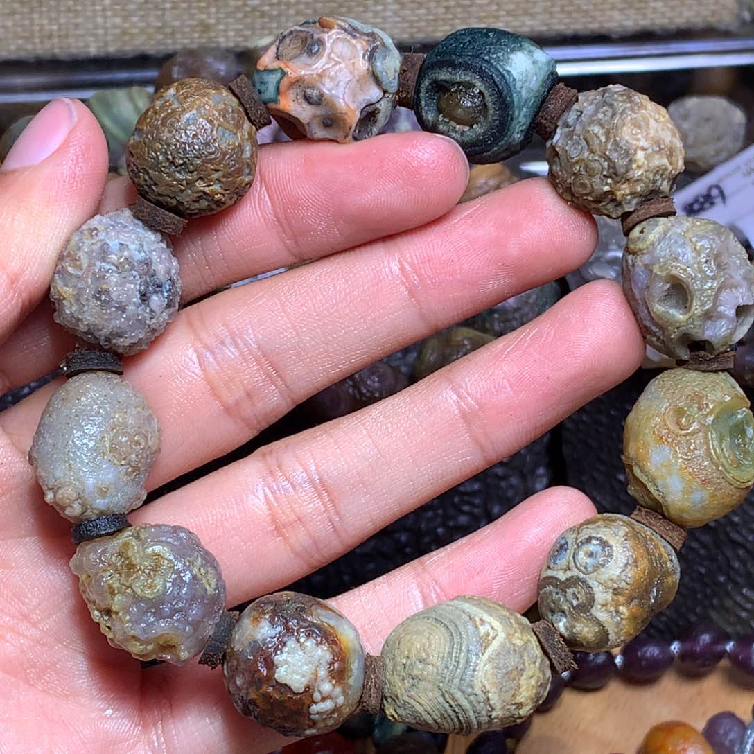 未镶嵌玛瑙/玉髓珠宝半成品