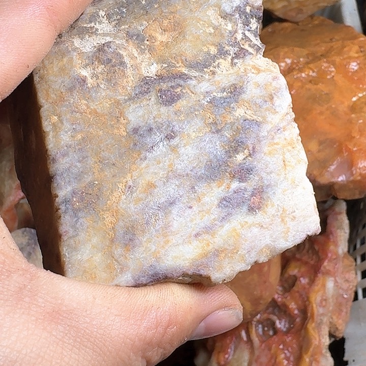 寿山石米**化寿山石的制作