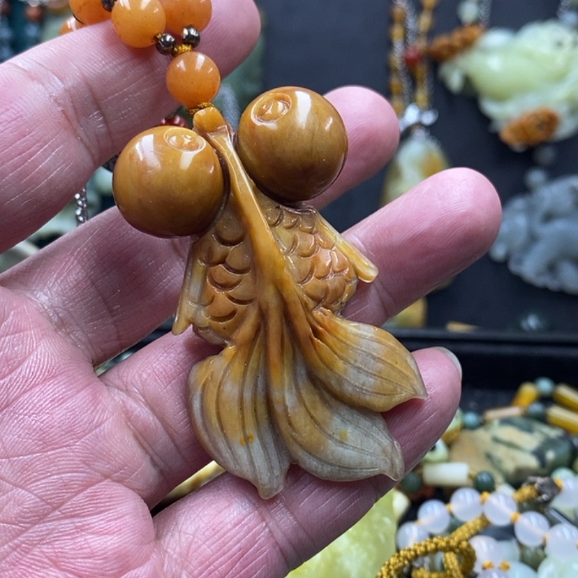 【闪购商品】蛇纹石玉吊坠未镶嵌