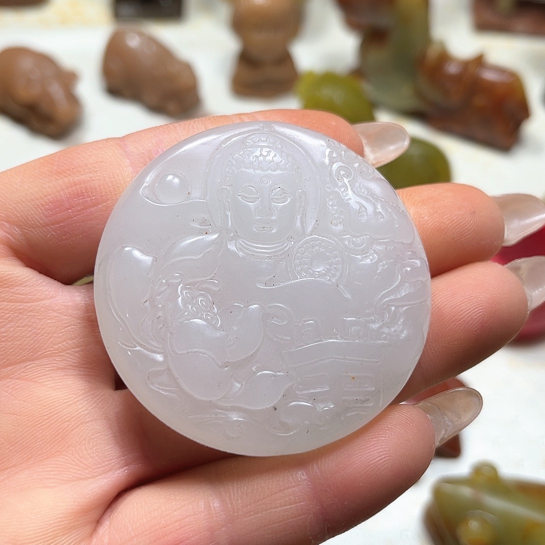 白玉菩提吊坠白玉菩提吊坠