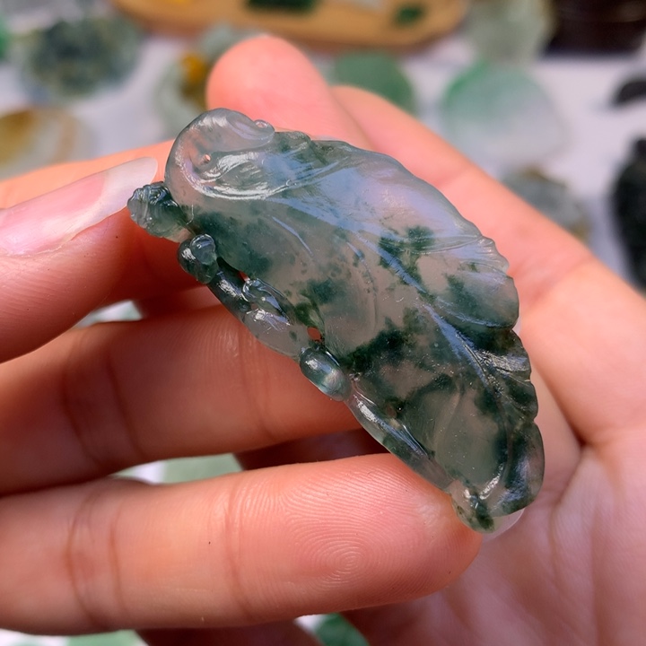 定制翡翠未镶嵌翡翠