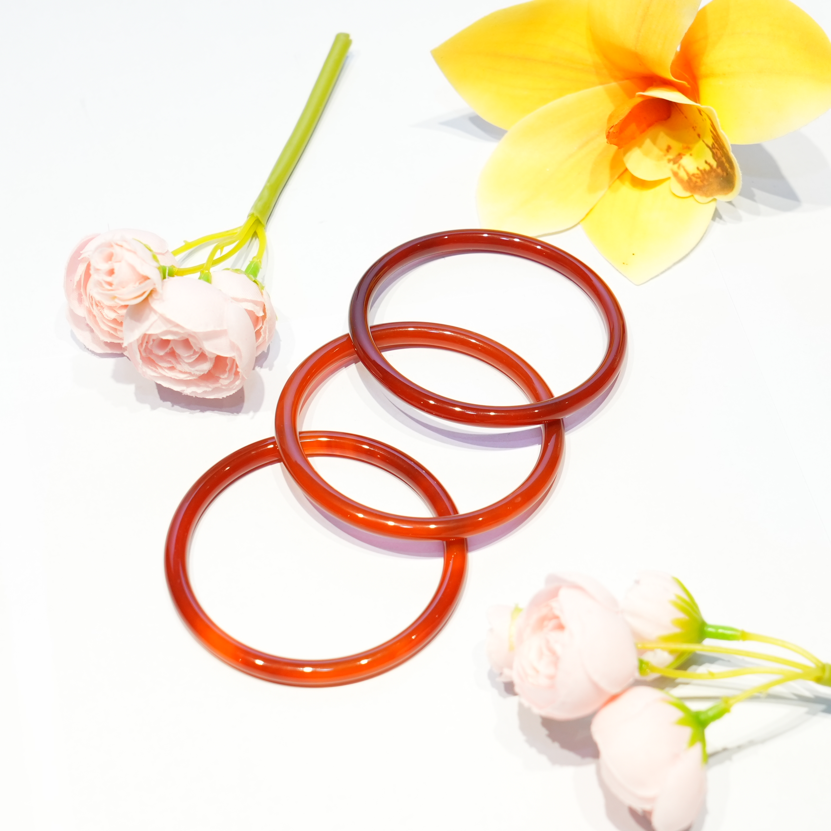 圈口63MM 天然北红玛瑙细圆条手镯 （多样性发货发一件）