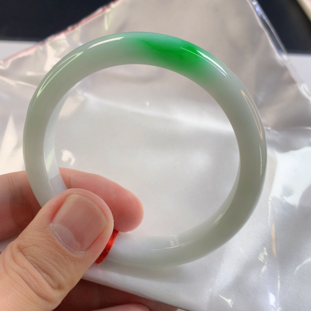 翡翠手镯未镶嵌翡翠手镯1444