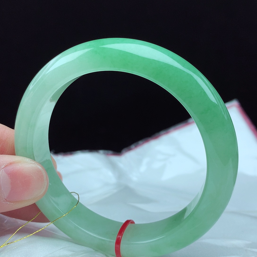 翡翠手镯未镶嵌57圈2752宽版