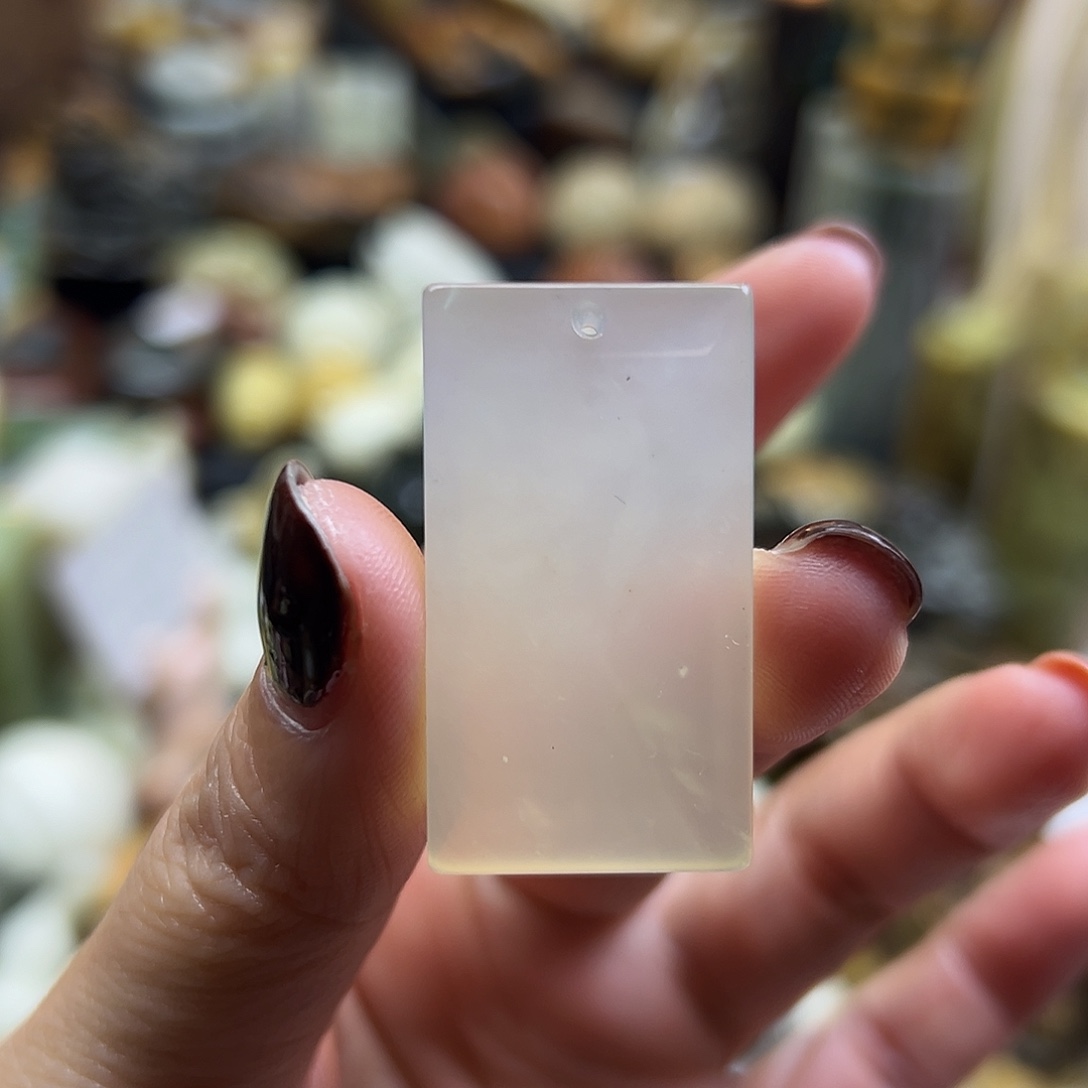 岫玉未镶嵌颈饰岫玉小无事牌