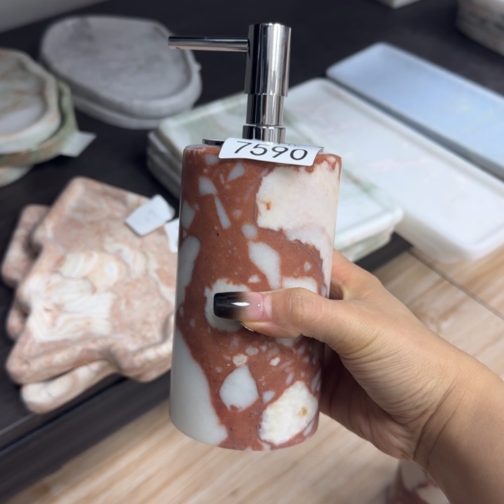 Yy7590。。。。。。。。福利