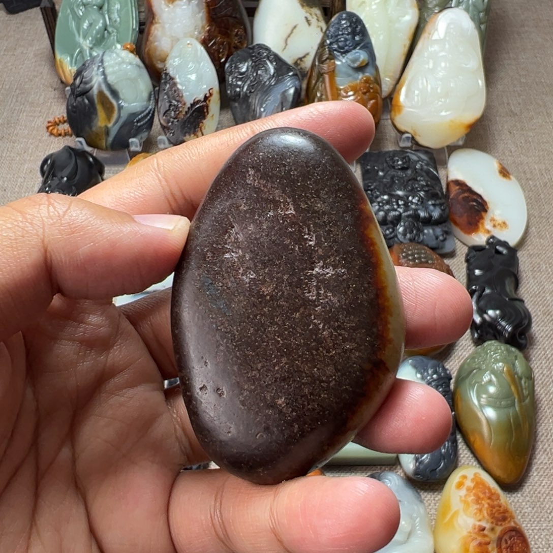 和田玉挂件未镶嵌原石