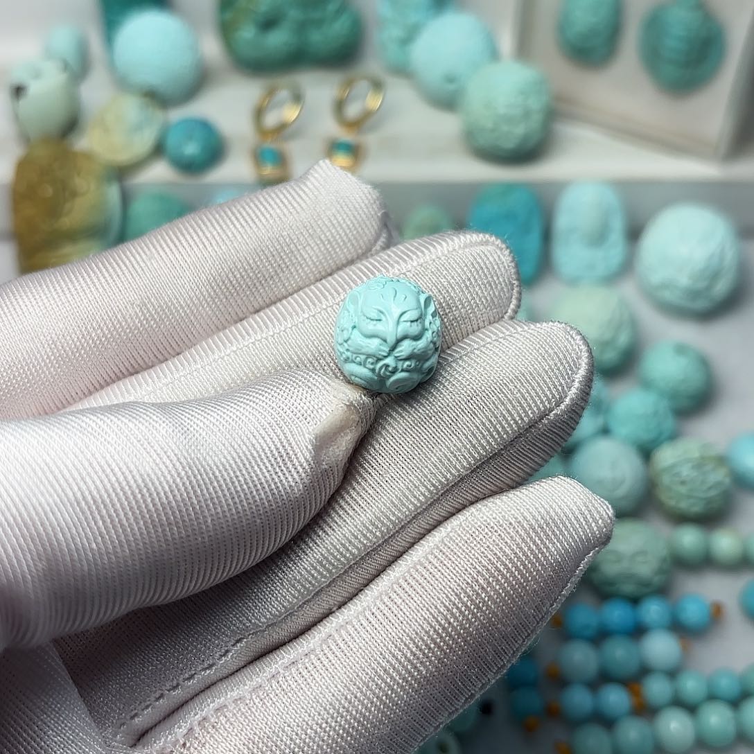 绿松石未镶嵌雕刻件