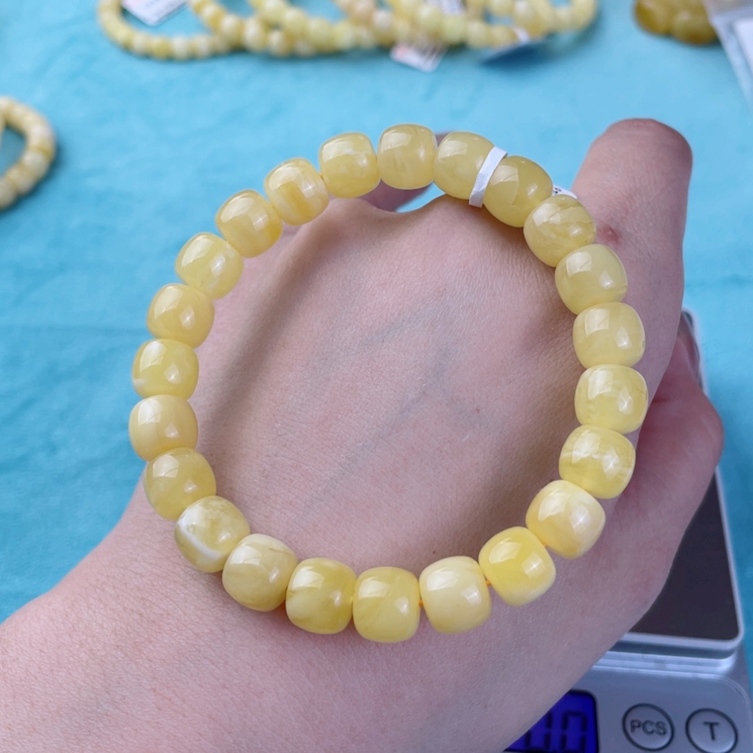 蜜蜡裸石未镶嵌蜜蜡45