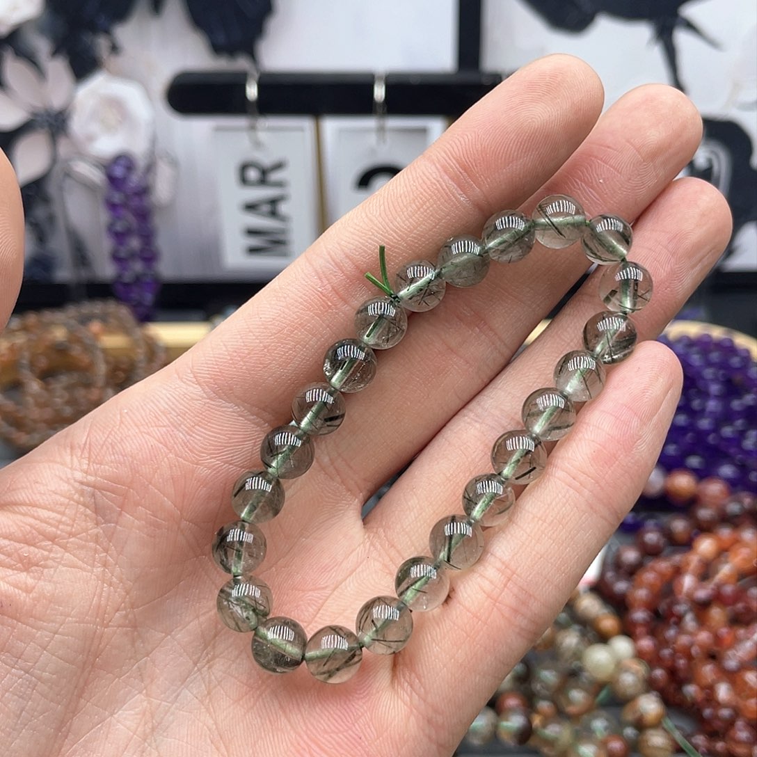 水晶手链未镶嵌透体绿发晶