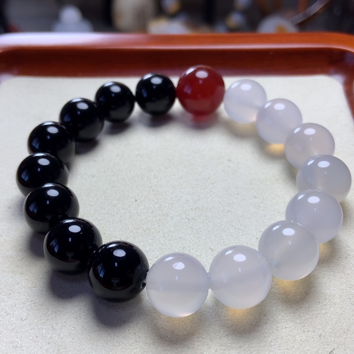 玛瑙/玉髓手串未镶嵌