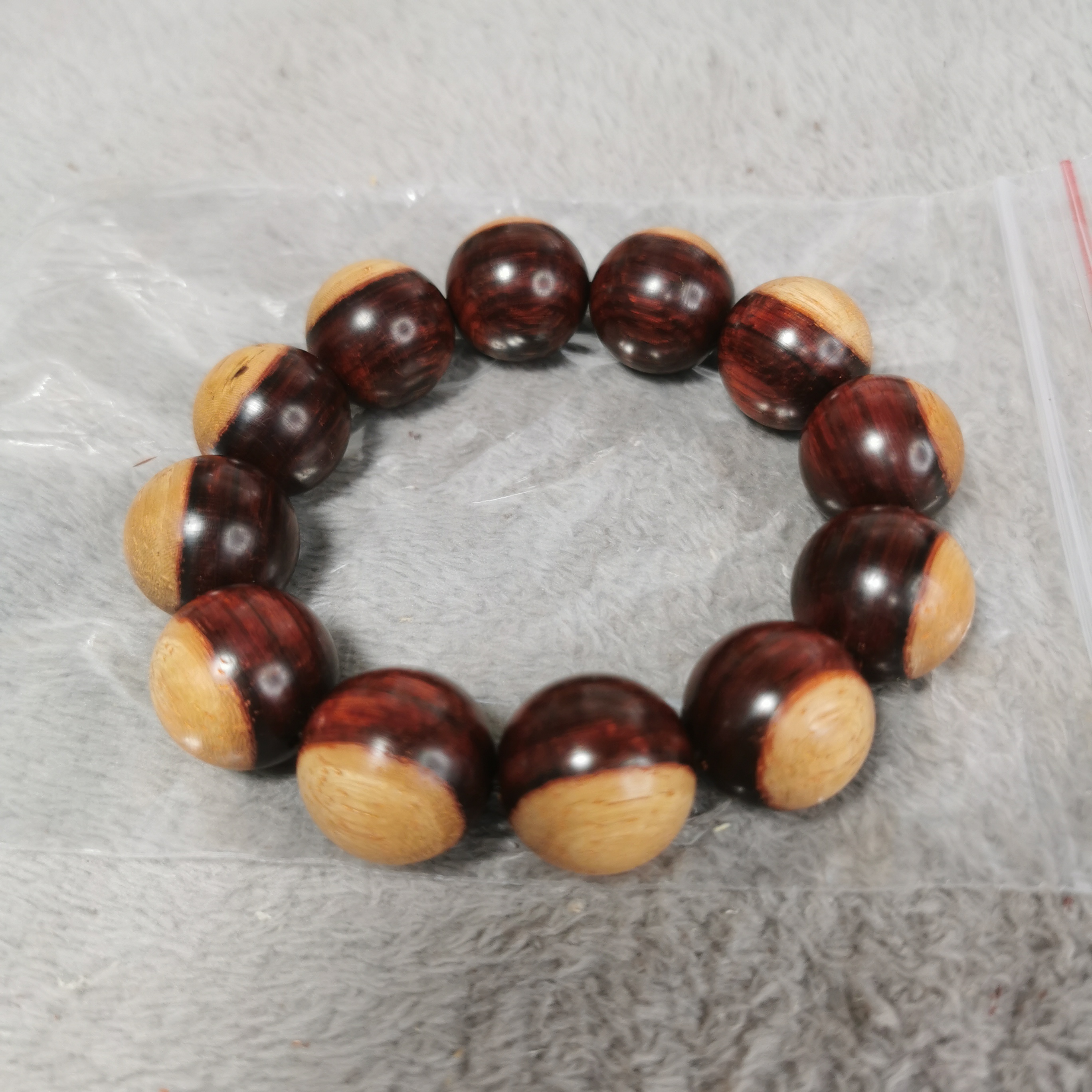 2，紫檀手串20尺寸12颗，阴阳珠纯手工制作无科技，