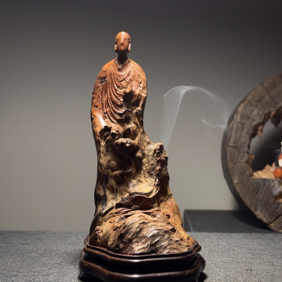 小***翠木质荔枝木香炉工艺品