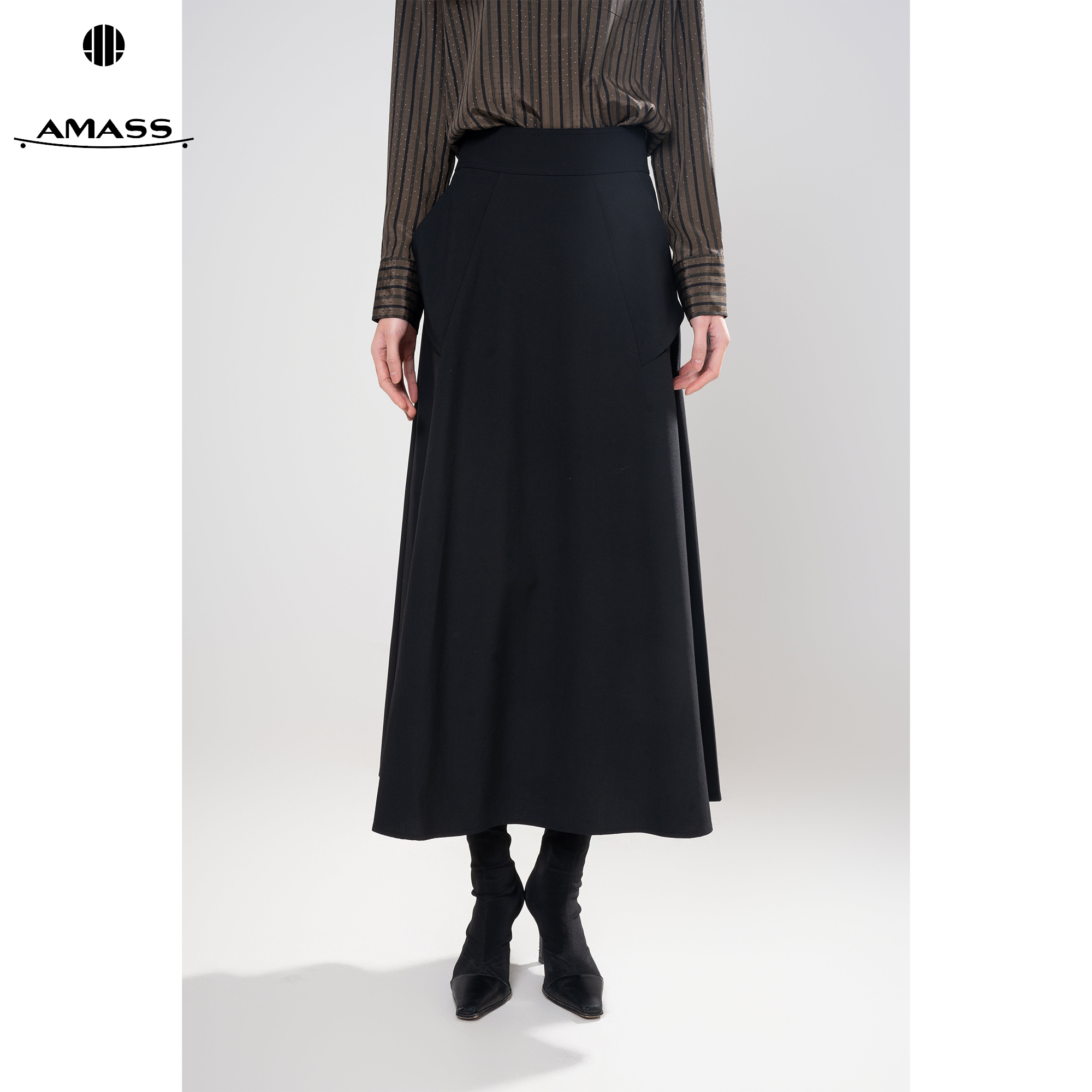 AMASS/阿玛施早春新款时尚百搭气质纯色宽松赫本风半身裙女520044