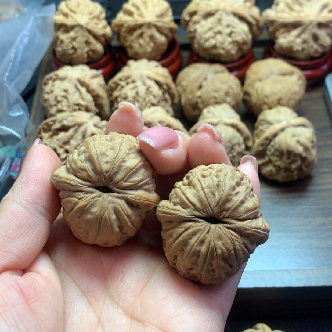 文玩核桃吊坠元宝128