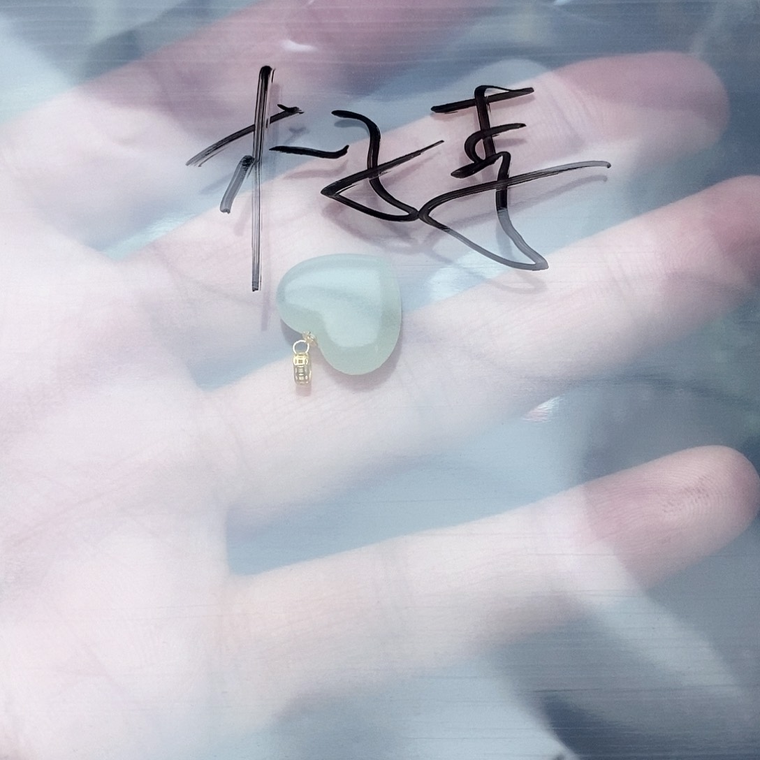 和田玉颈饰未镶嵌?**李