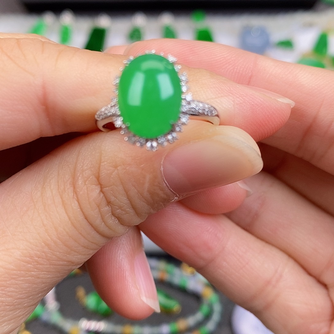 吊坠(不含链)18K金镶嵌翡翠