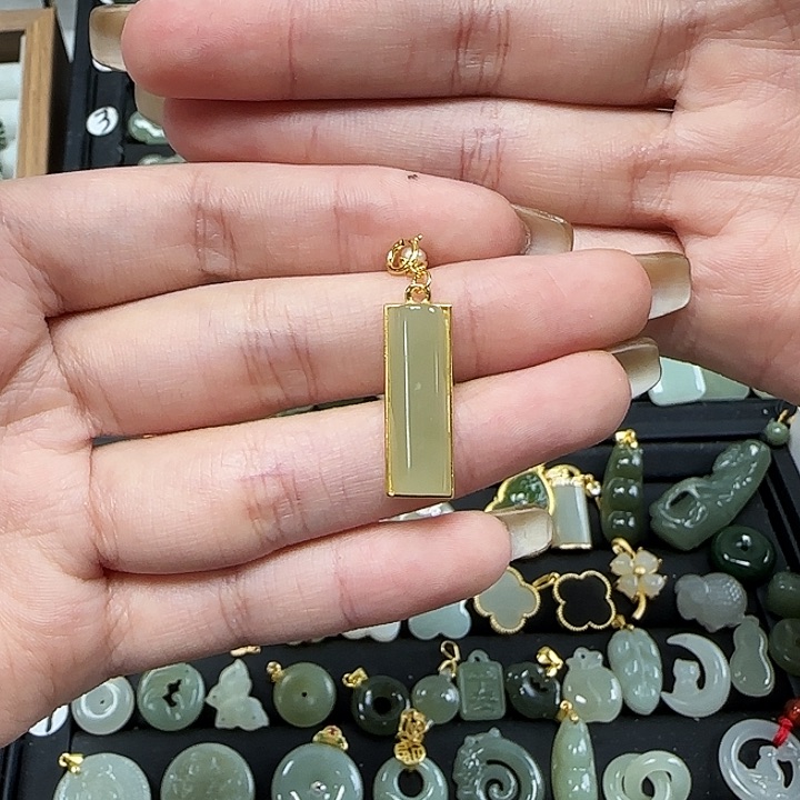 和田玉颈饰银S925镶嵌