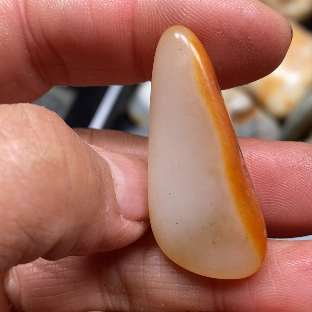 和田玉（糖玉）挂件未镶嵌