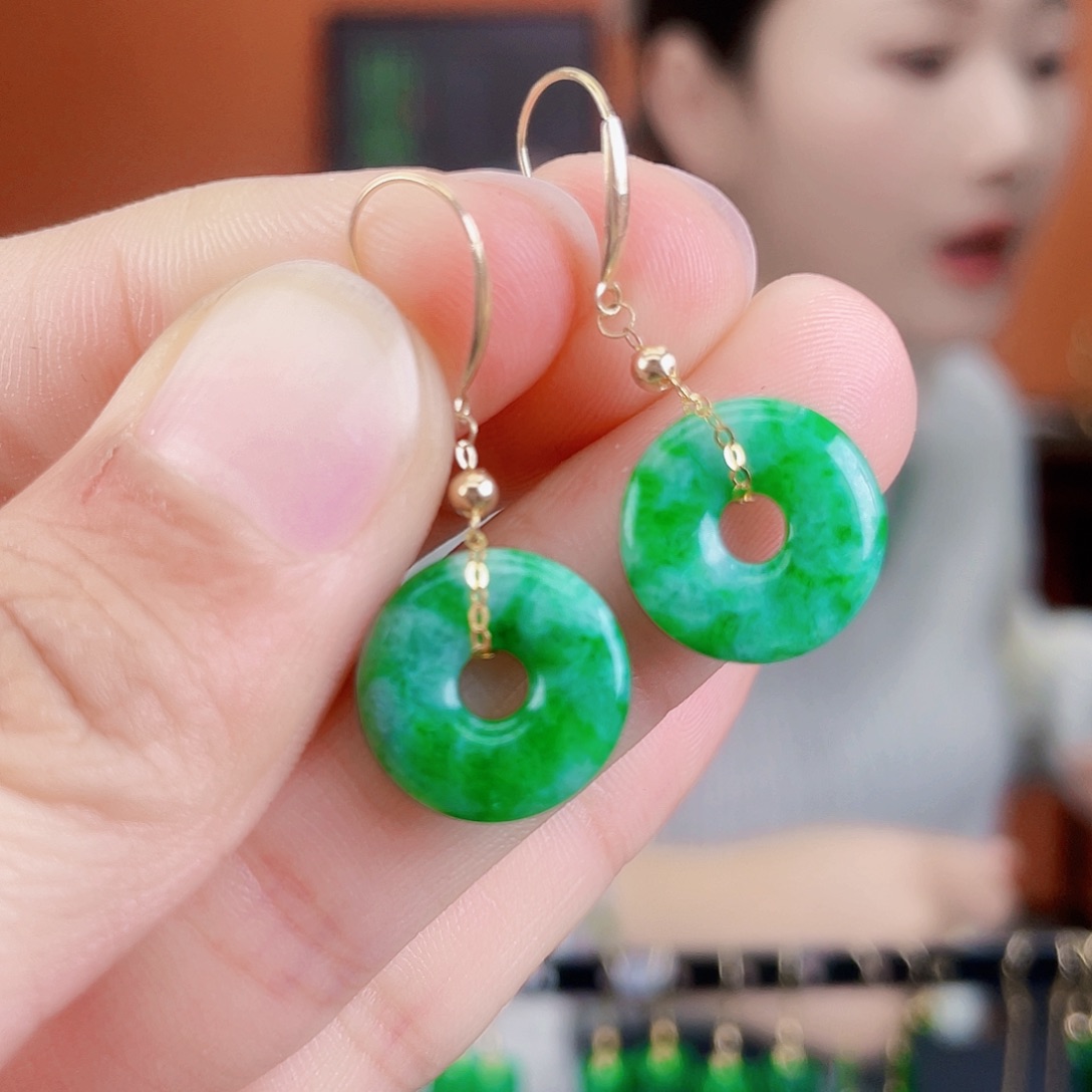 翡翠18K金镶嵌耳饰