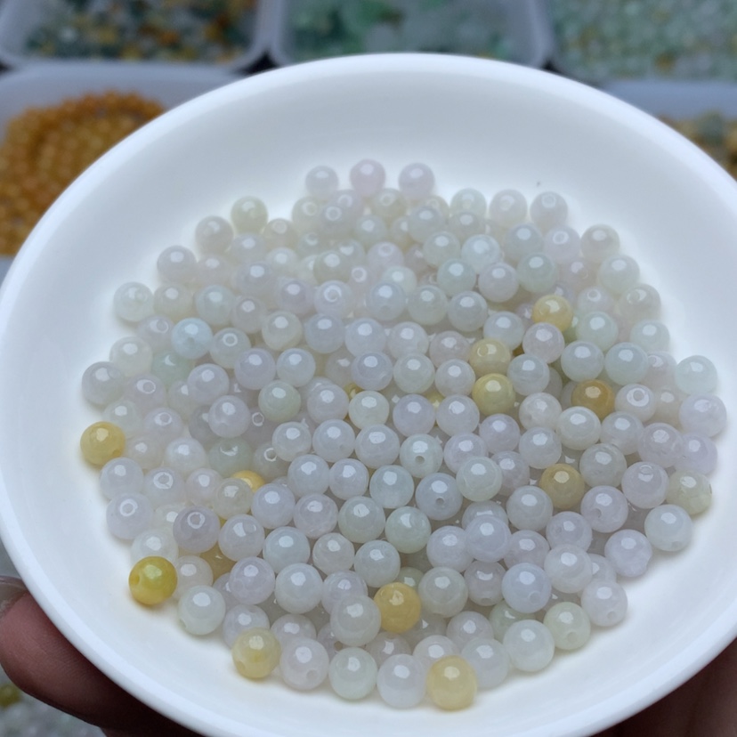 【闪购商品】翡翠手链未镶嵌卡5.4浅冰紫50颗